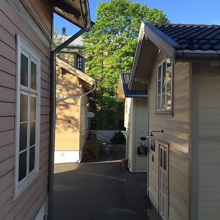 Hotell Camillas Hus 3*